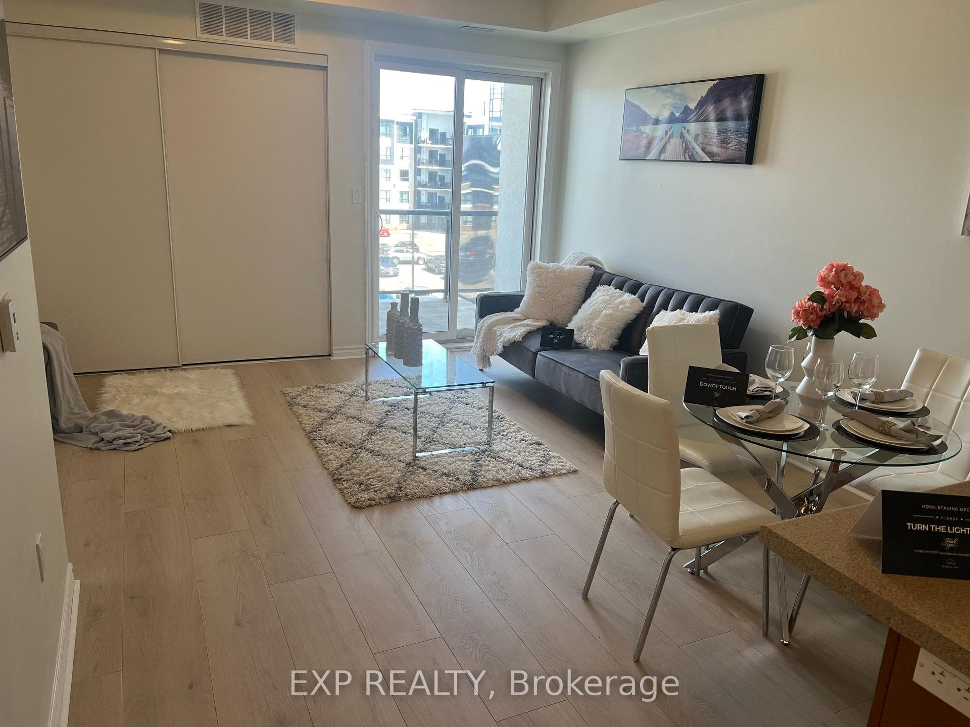 650 Sauve Street Unit 413 photo 32
