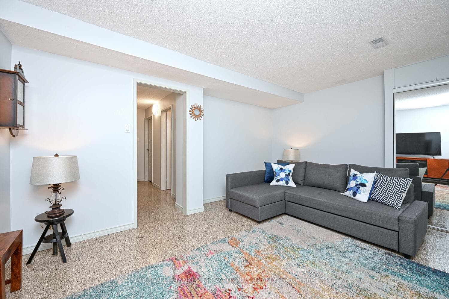 154 McClintock Way photo 32