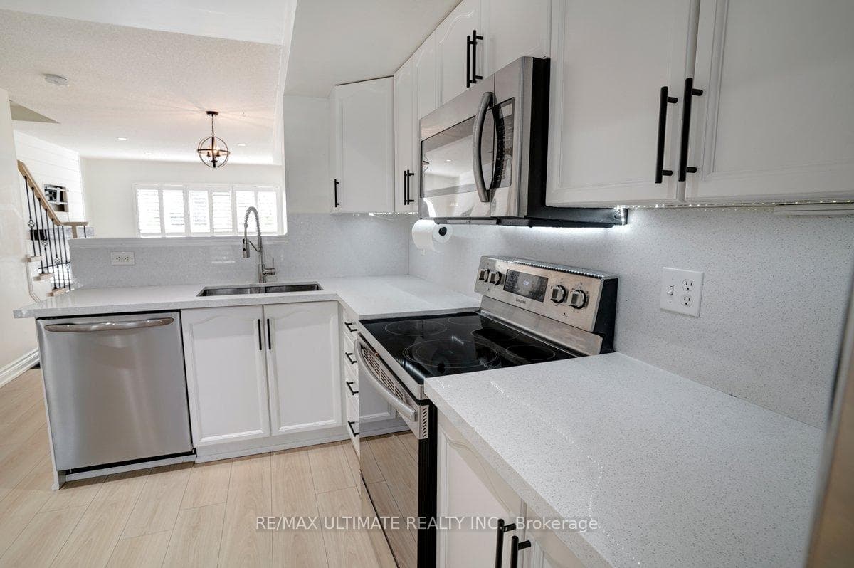 435 English Rose Lane Unit 17 photo 11