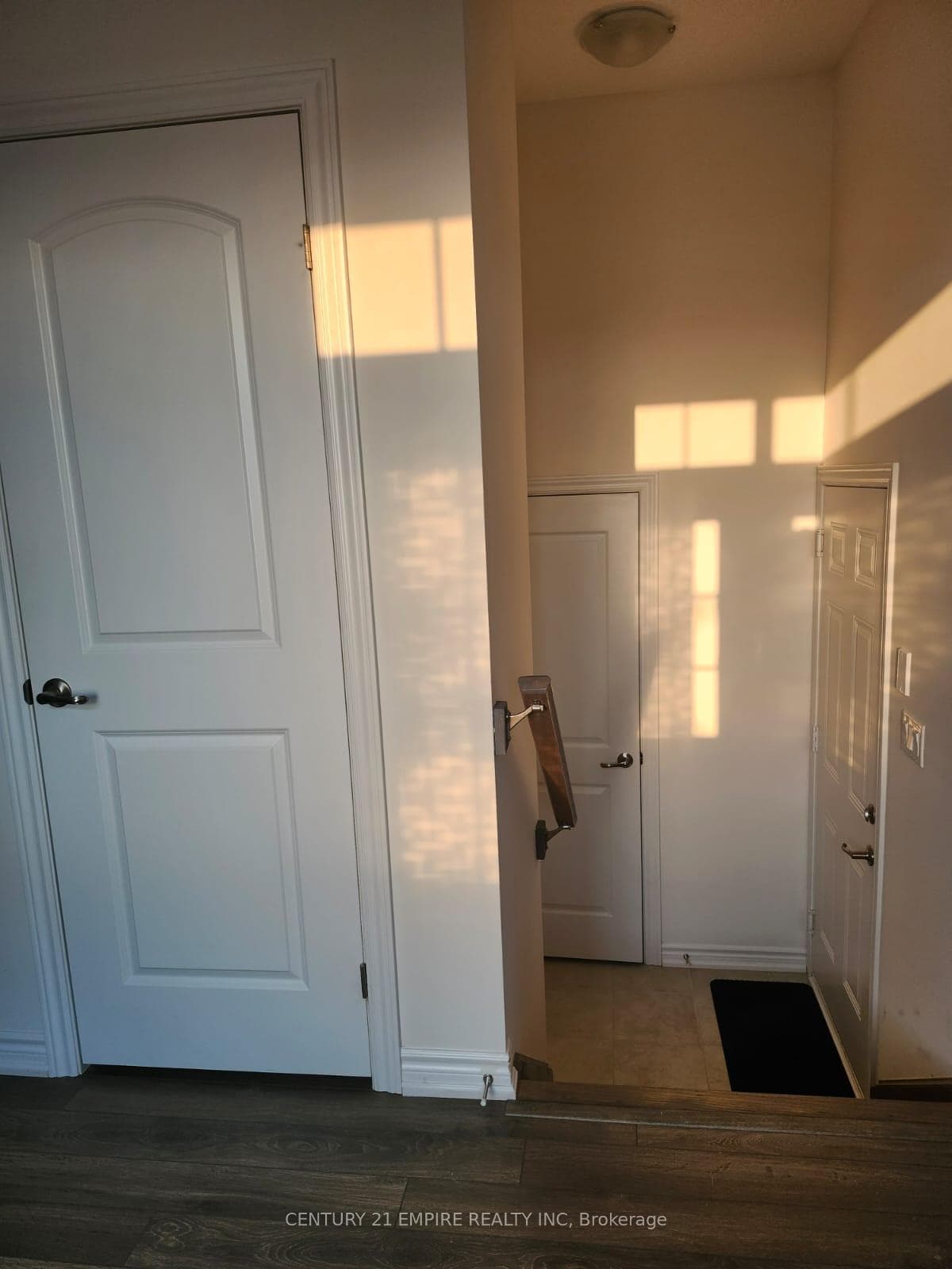 200 Flagg Avenue photo 8