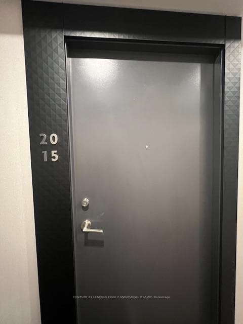 8 Wellesley Street Unit 2015 photo 5