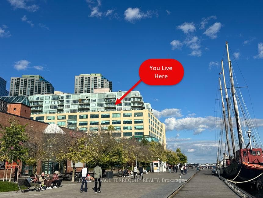 211 Queens Quay Unit 1007 photo 35
