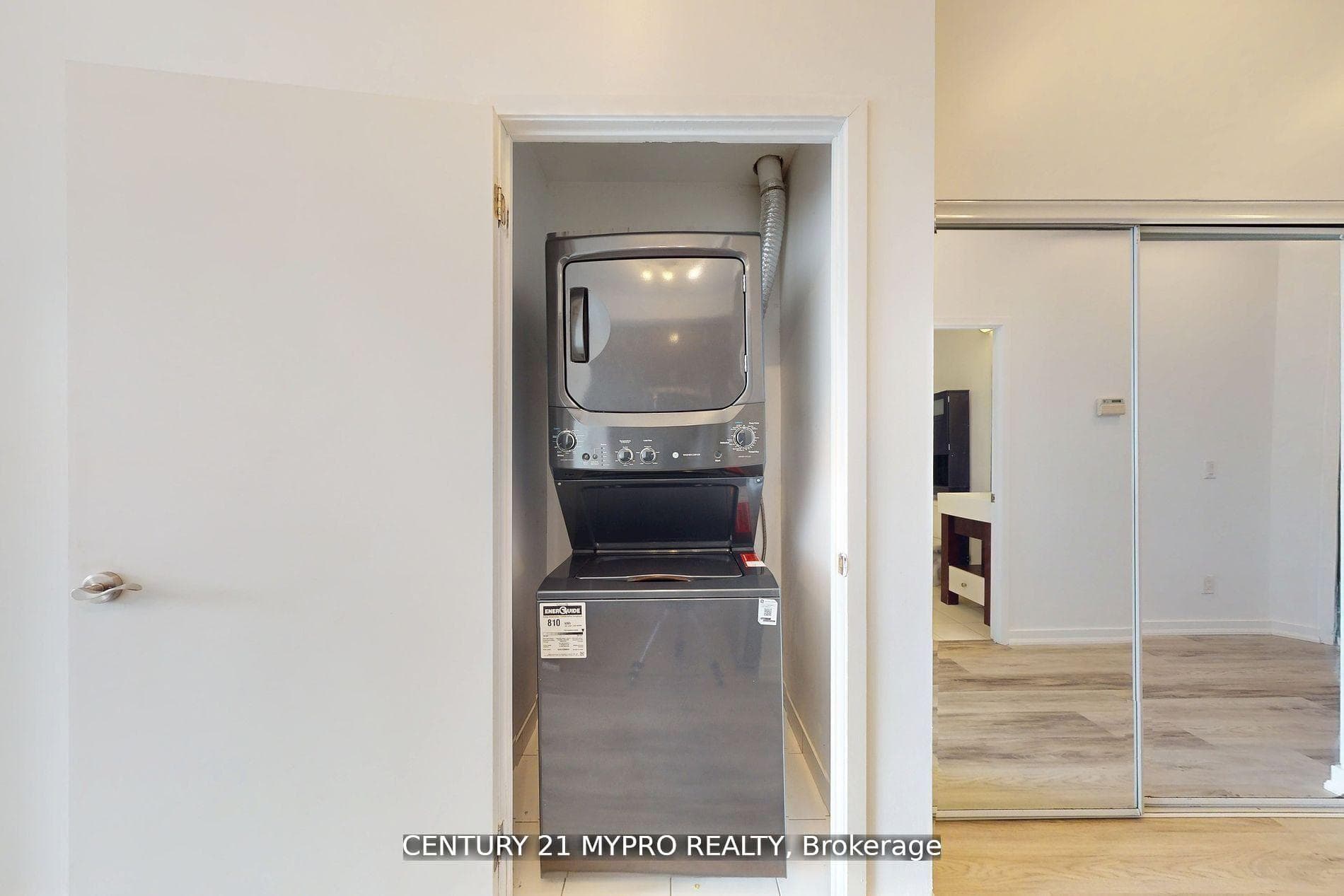 840 Queen's Plate Drive Unit 1003 photo 17