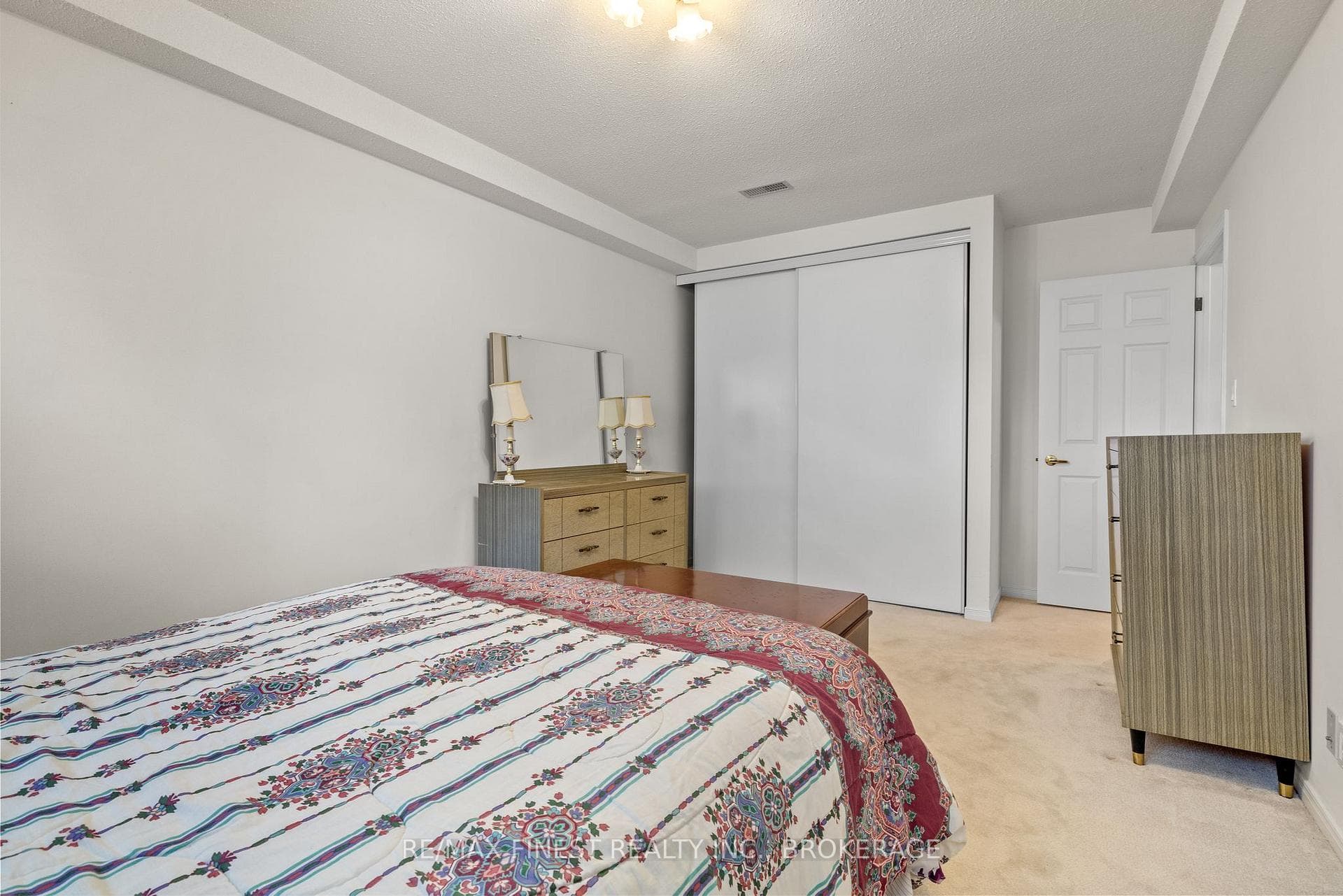 9 FORCHUK Crescent photo 34
