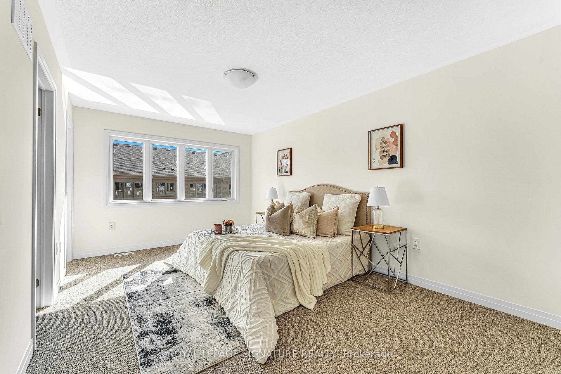420 Adelaide Street photo 22