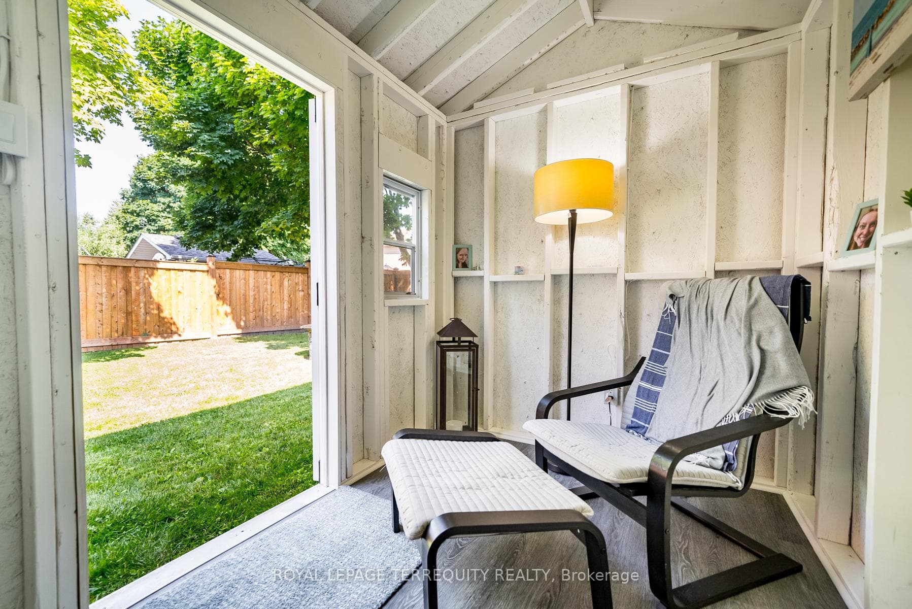 8 Furrow Drive photo 36