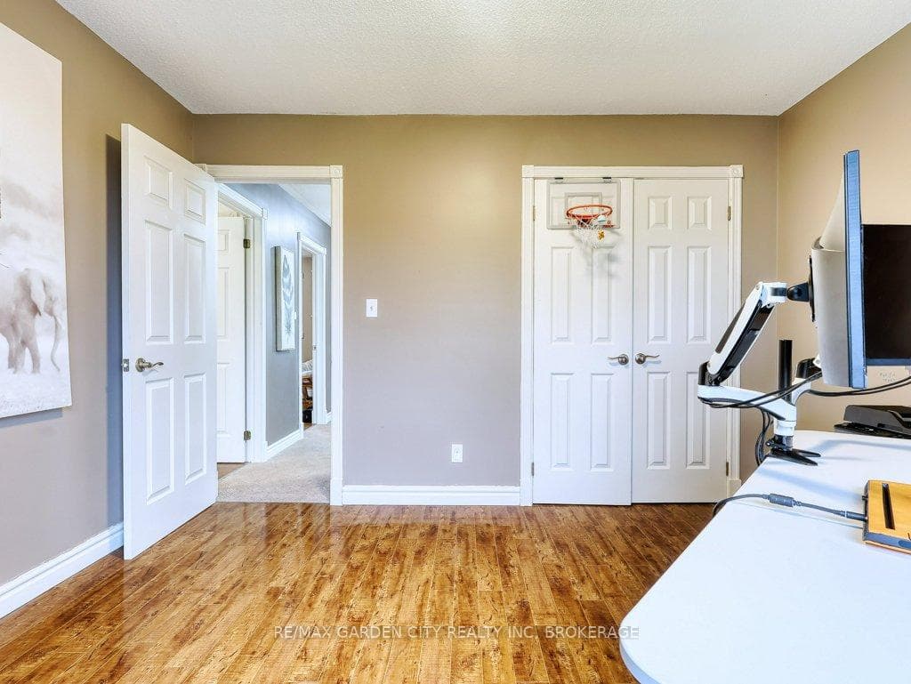 20 CONSIGLIA Drive photo 26