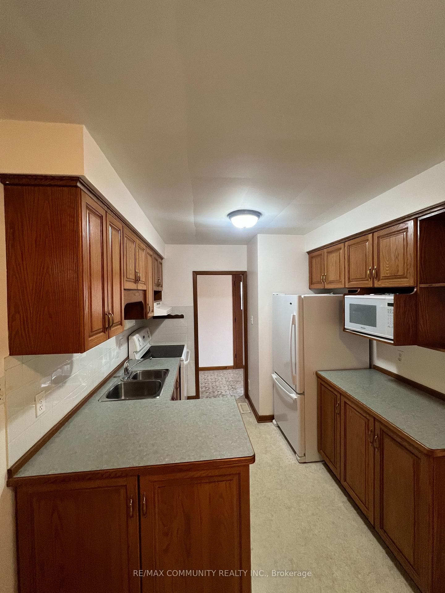 583 Annapolis Avenue Unit Main photo 5