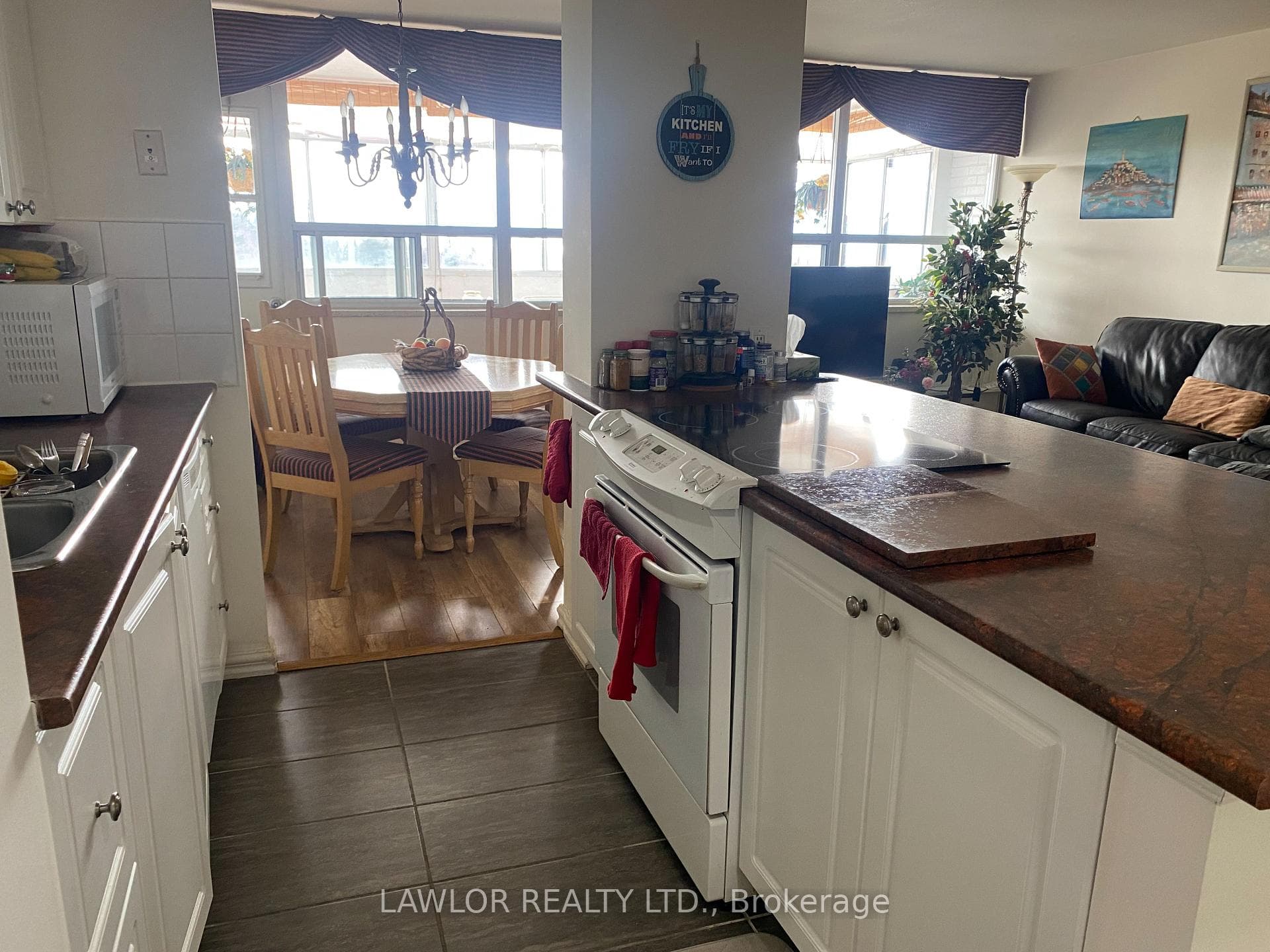 3311 KINGSTON Road Unit 908 photo 6