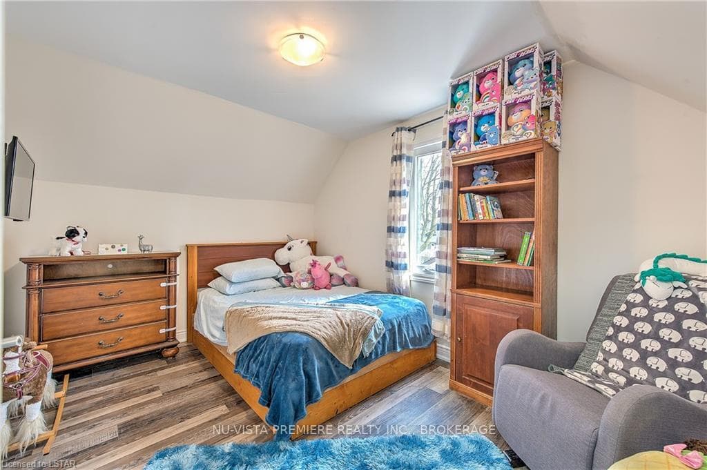 21 HUGHES Street photo 16