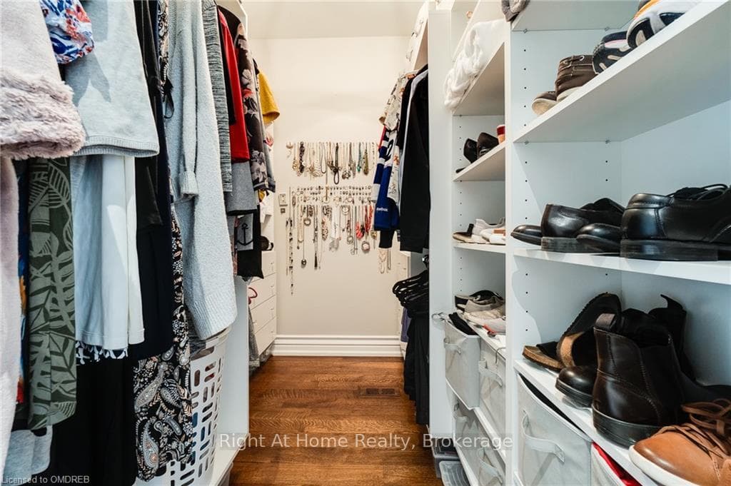 298 FELAN Avenue photo 29