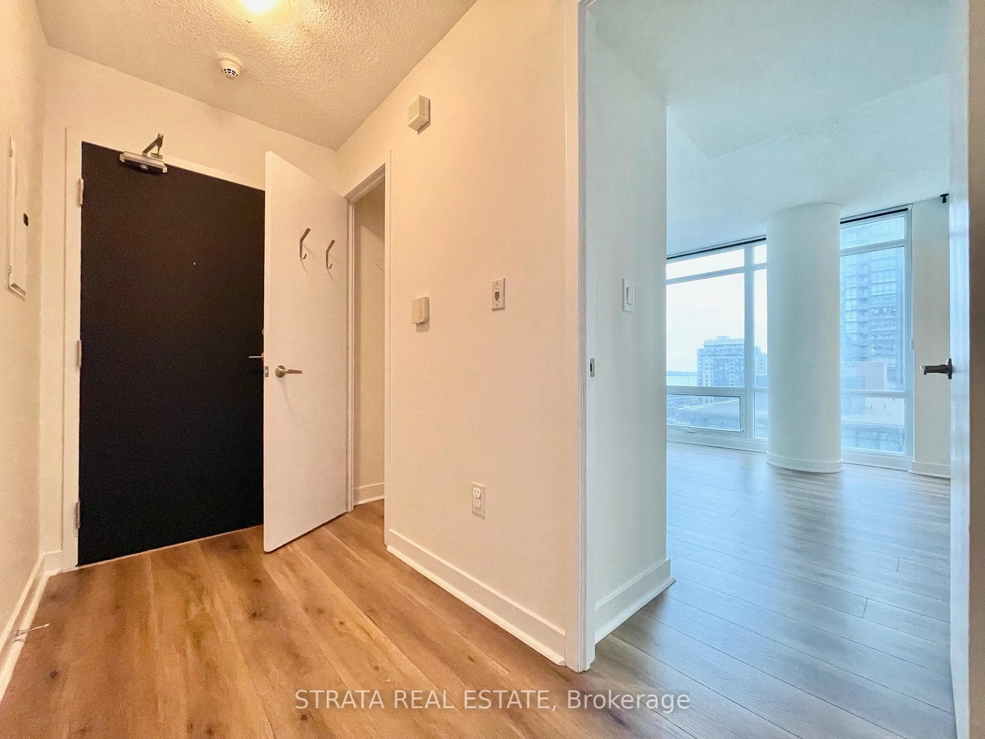 4K Spadina Avenue Unit 920 photo 14