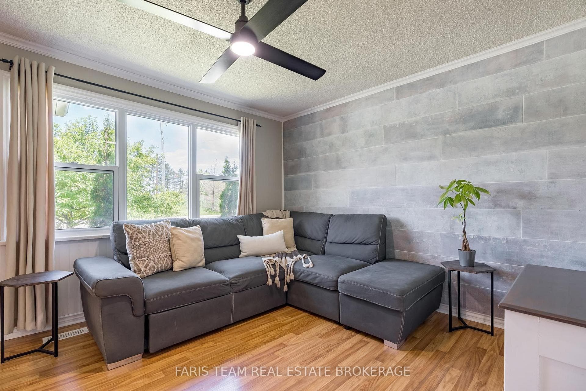 2721 Cumberland Road photo 9