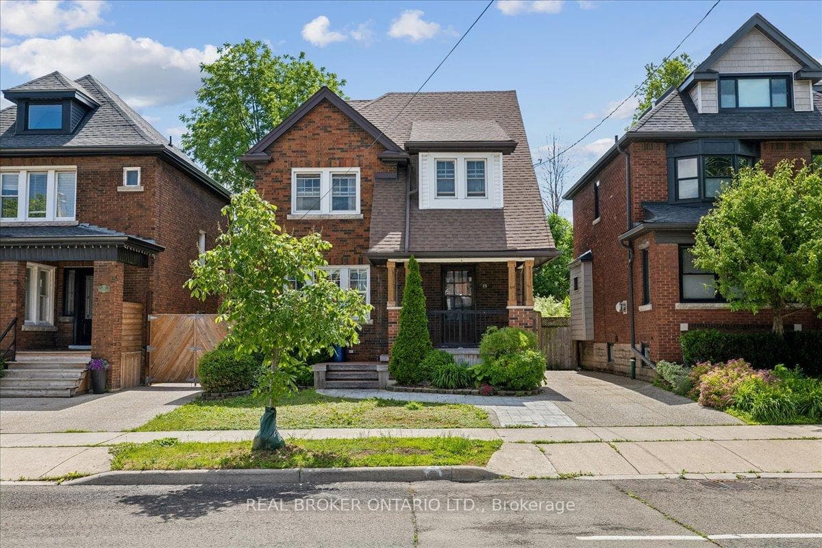 25 Ottawa Street photo 2