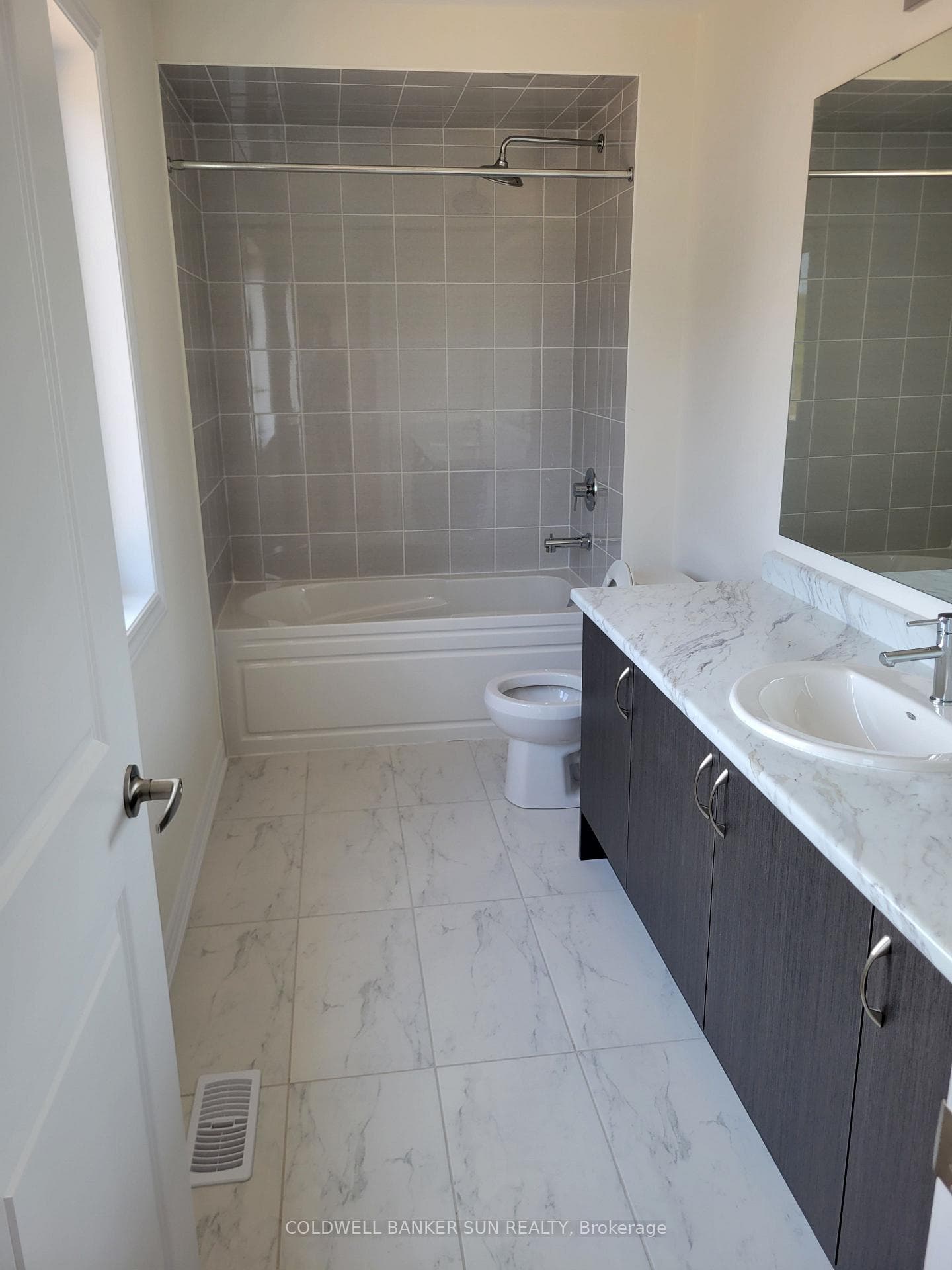 4 Mears Road photo 16