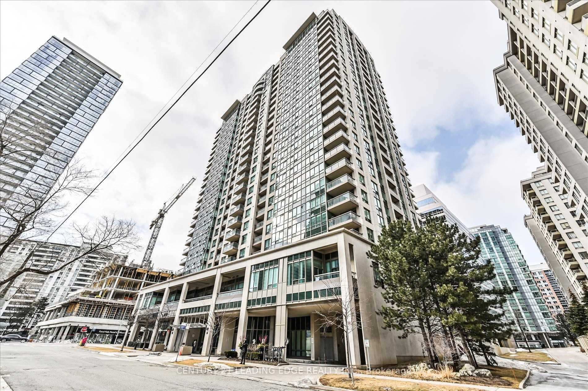 18 Parkview Avenue Unit 807 photo 1