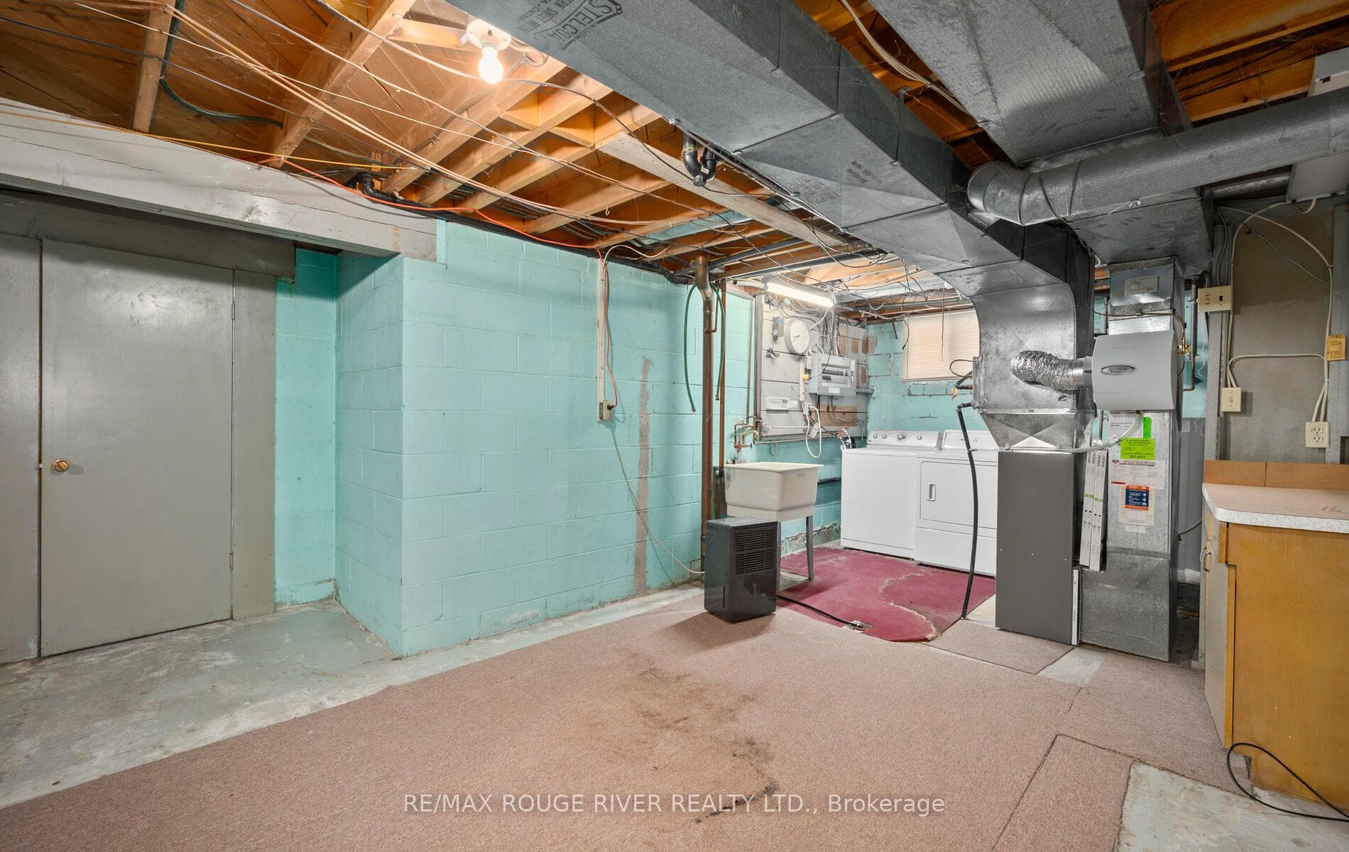 1180 Belvedere Avenue photo 23