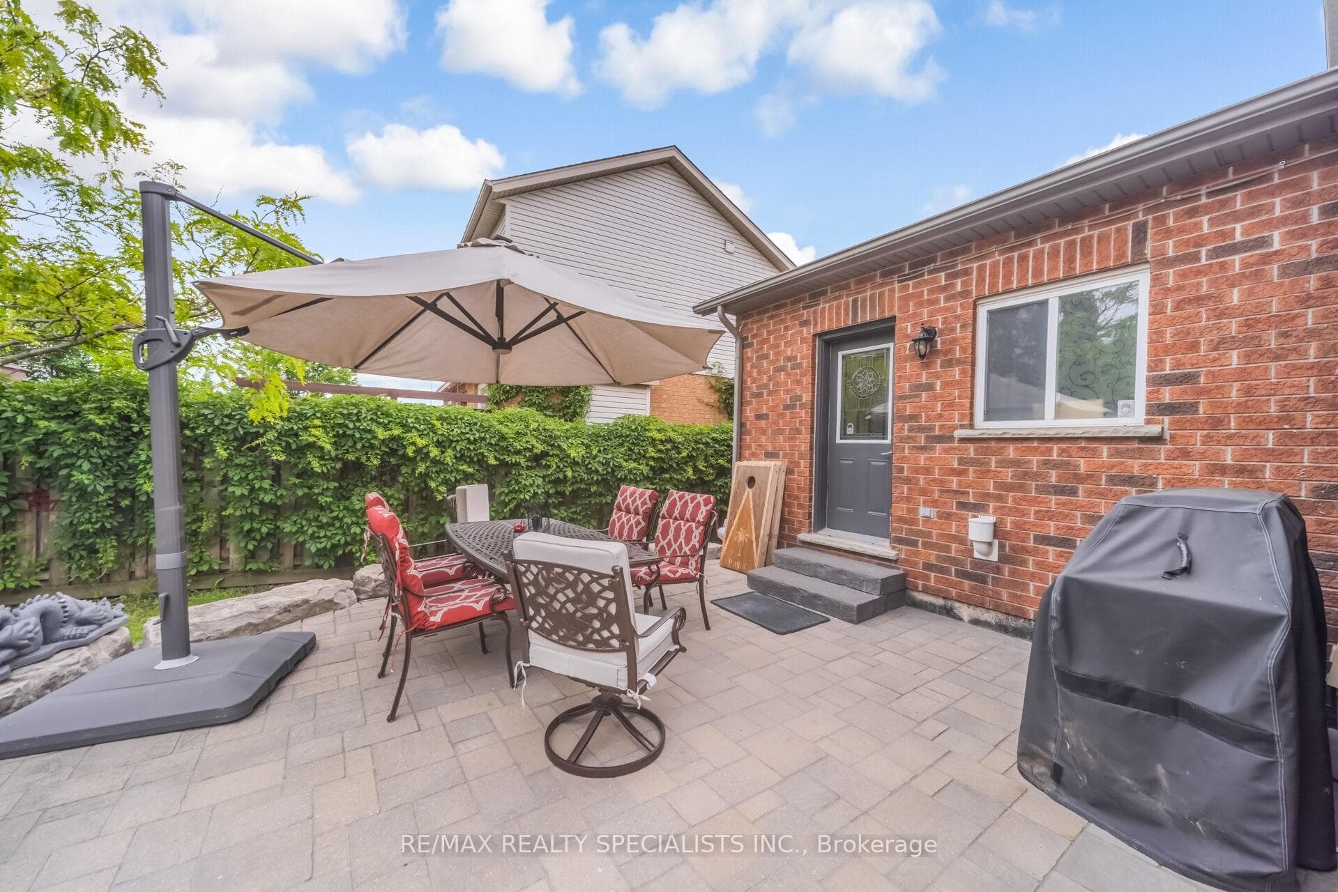 77 McMaster Road photo 47