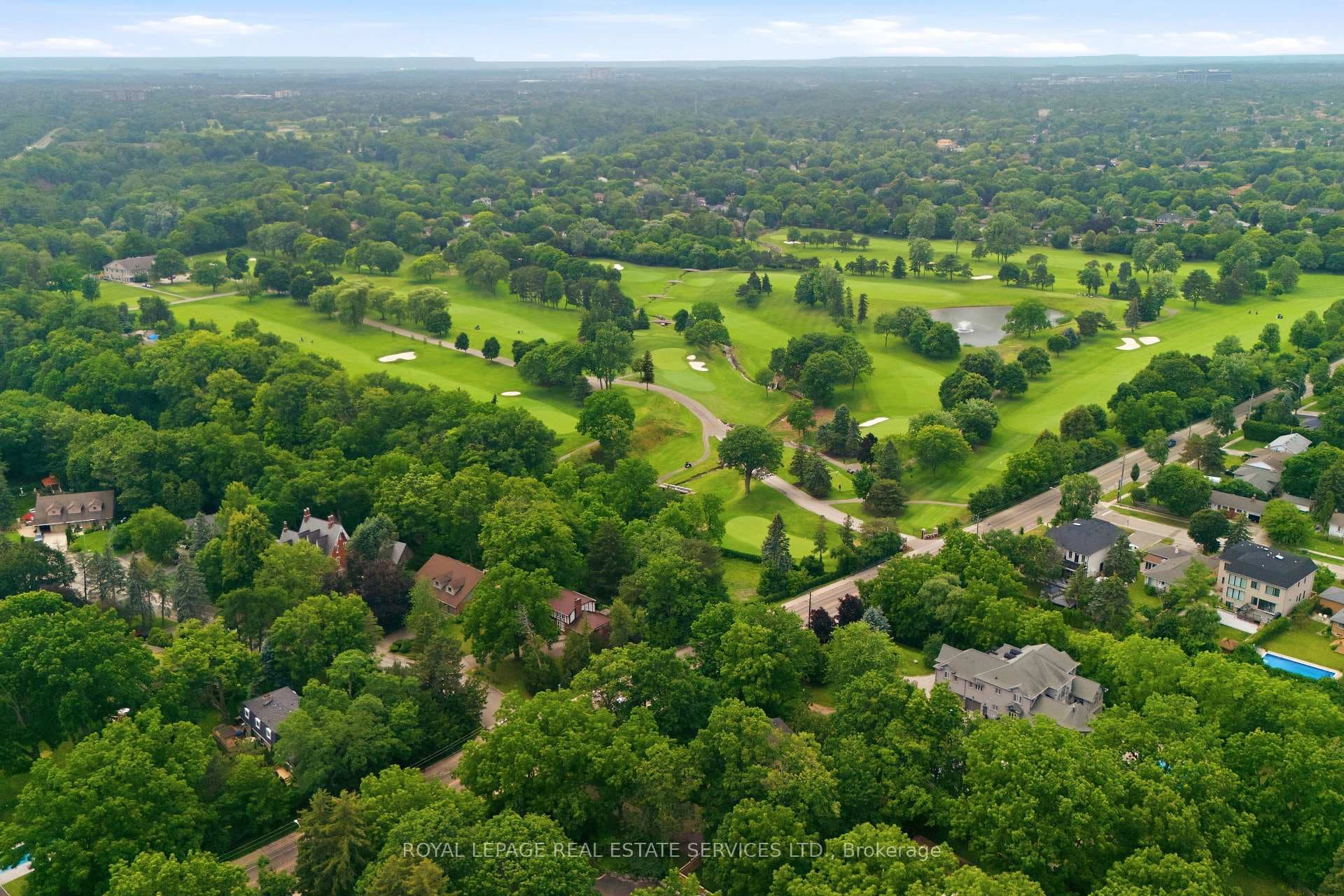 11 Regency Court photo 50