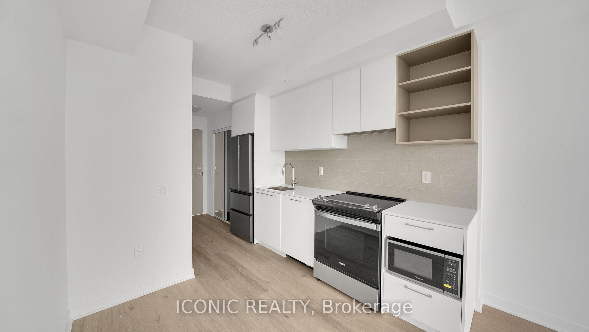 260 Malta Avenue Unit 1409 photo 13