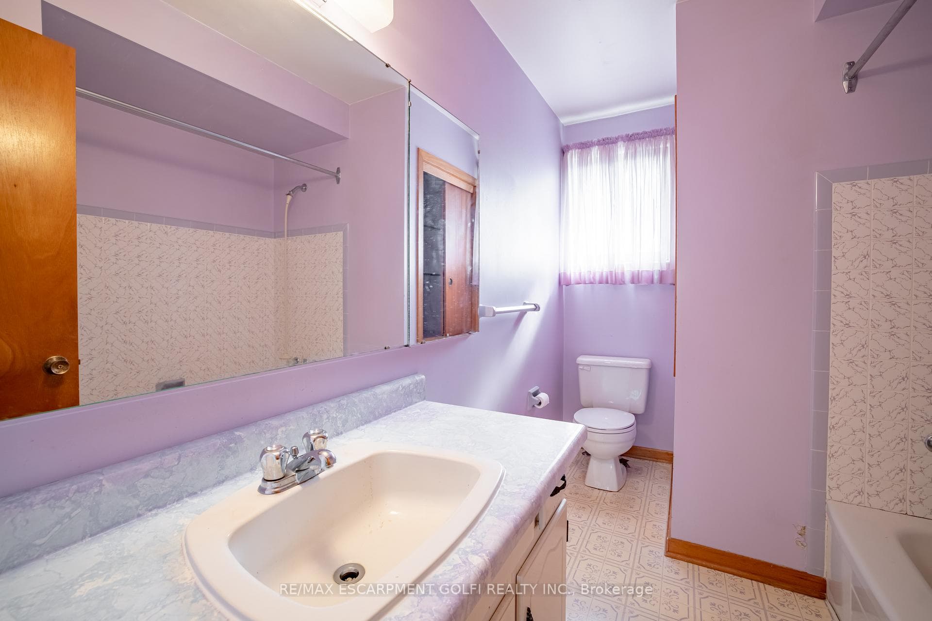 38 Linlake Drive photo 18