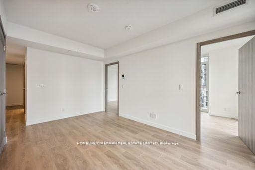 38 Widmer Street Unit 3907 photo 11