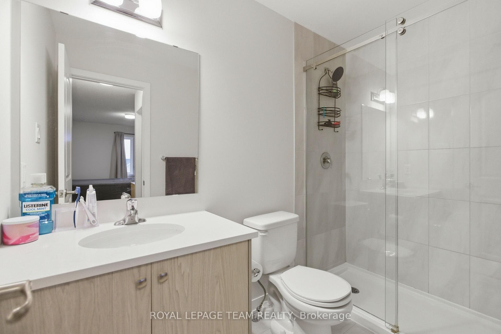 918 Parnian Private photo 13
