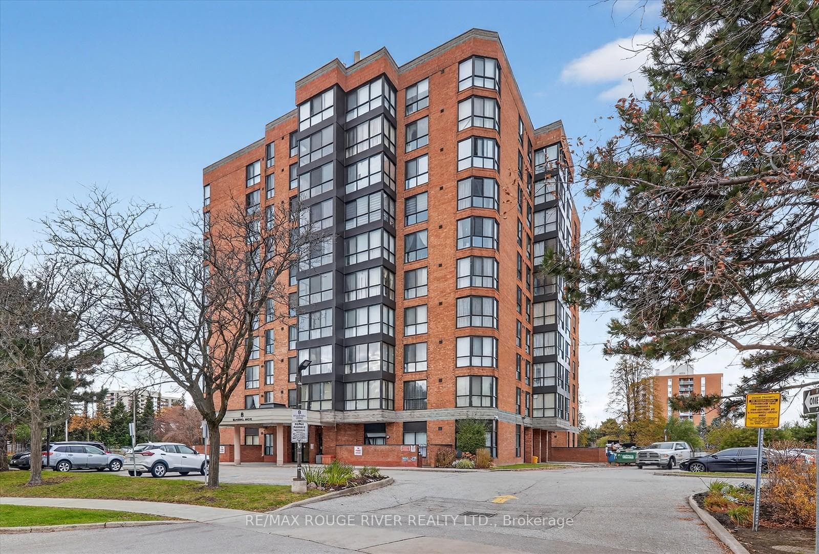 8 Silver Bell Grove Unit 309 photo 2