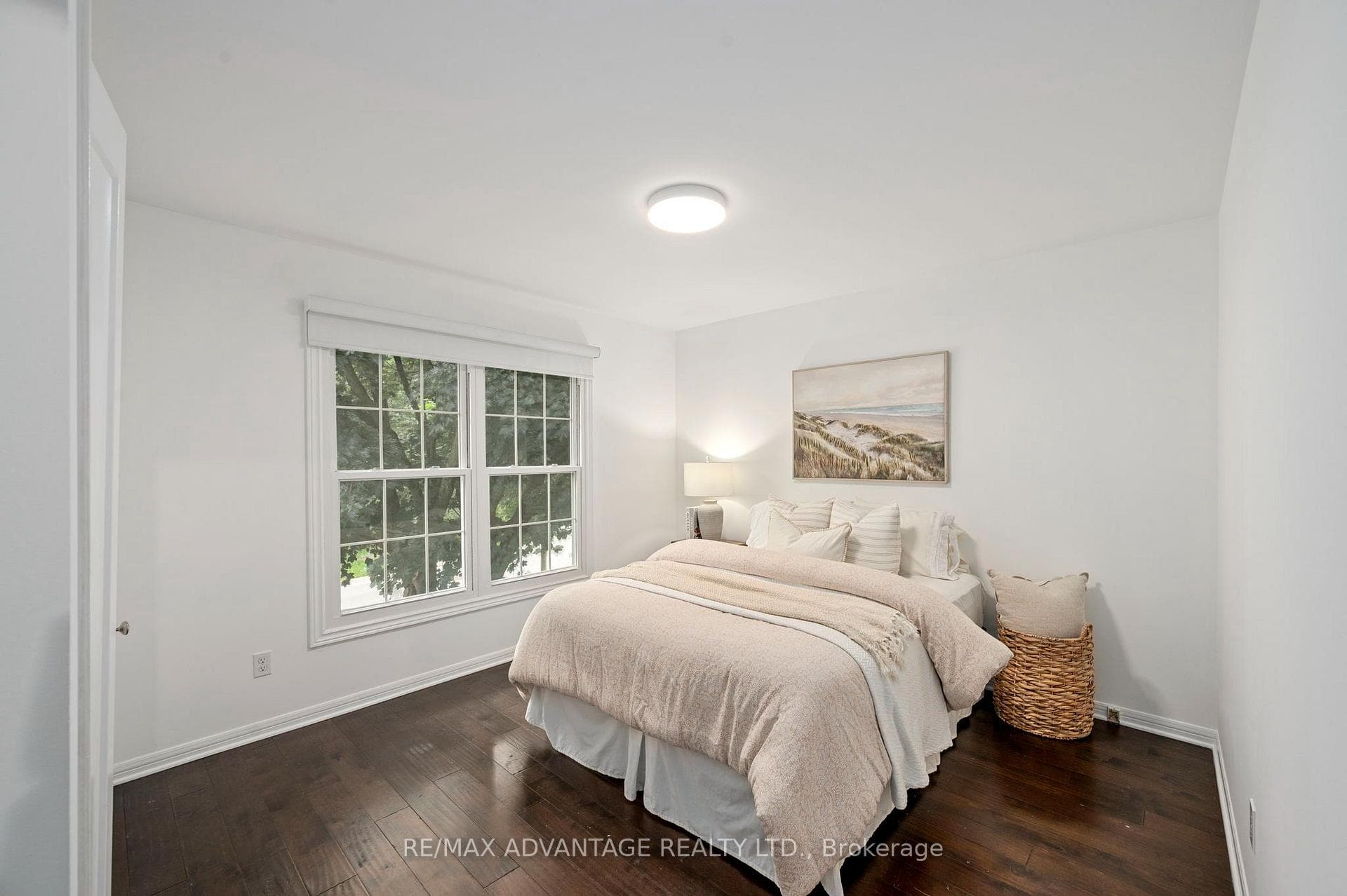 12 Spencer Crescent photo 23