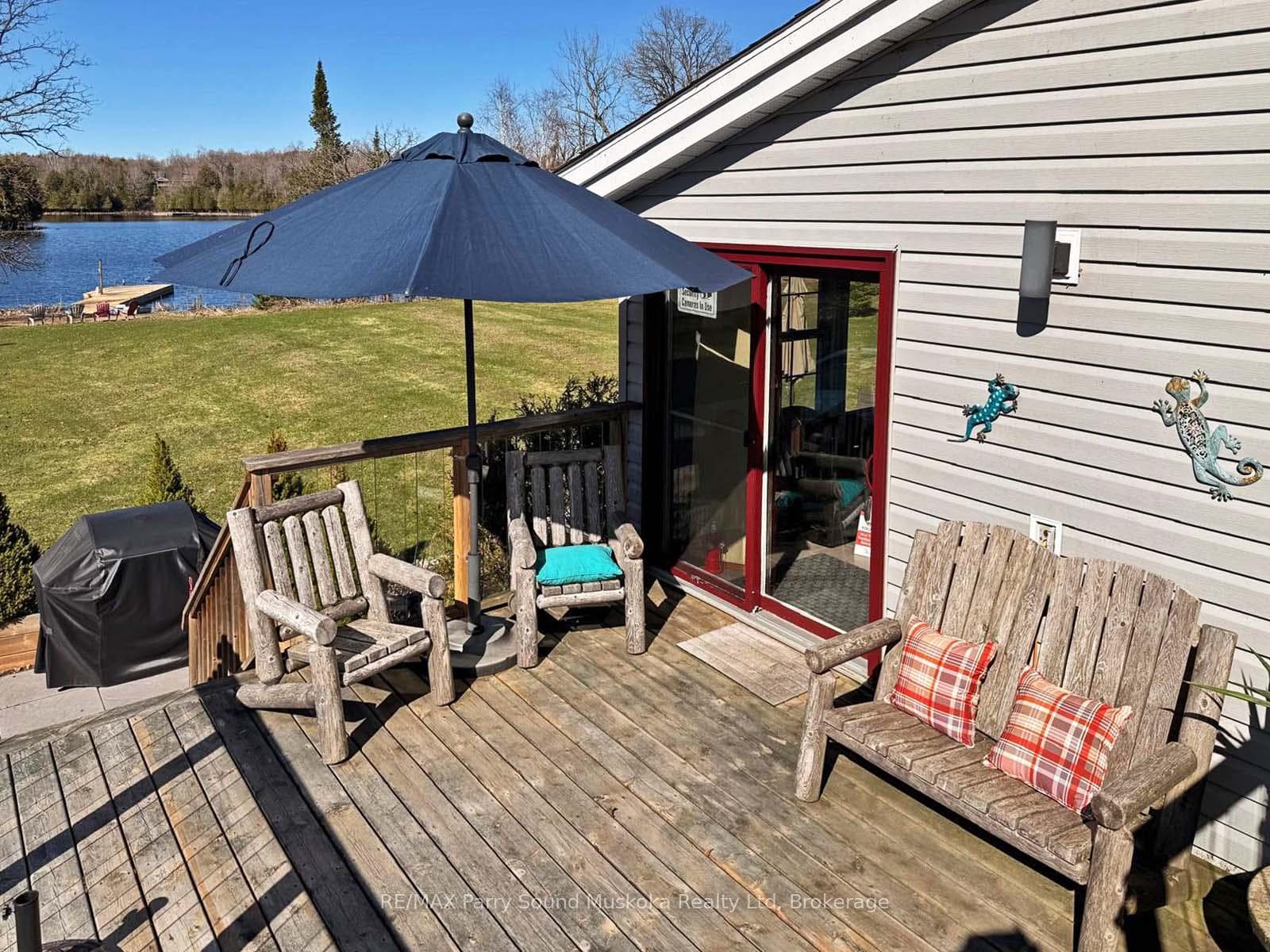 Multiple outdoor seating areas