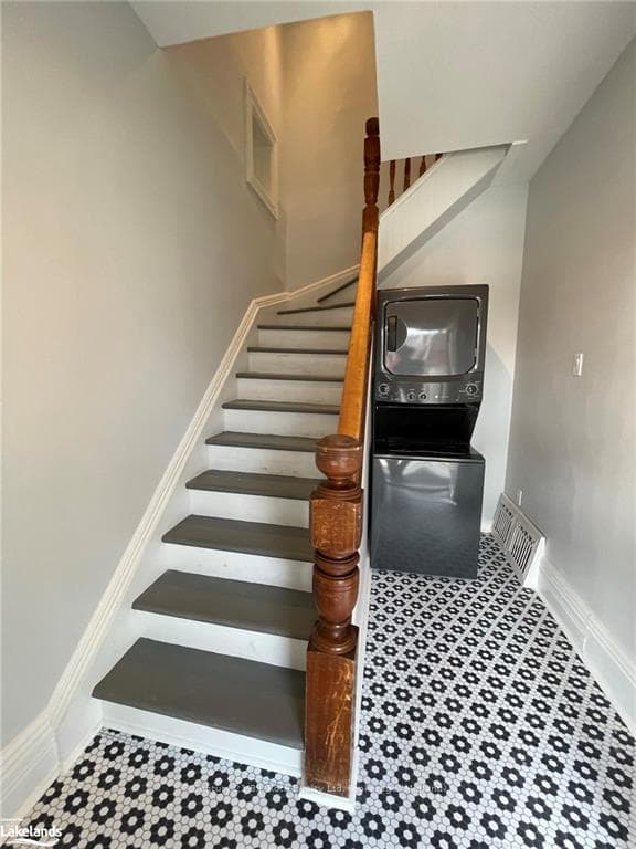 442 MIDLAND Avenue photo 3