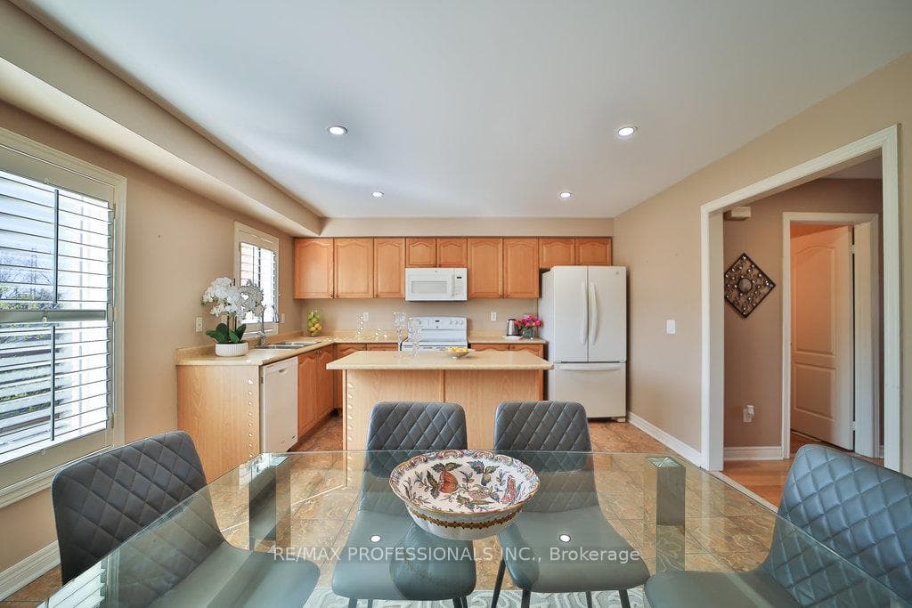 3319 Southwick Street photo 22