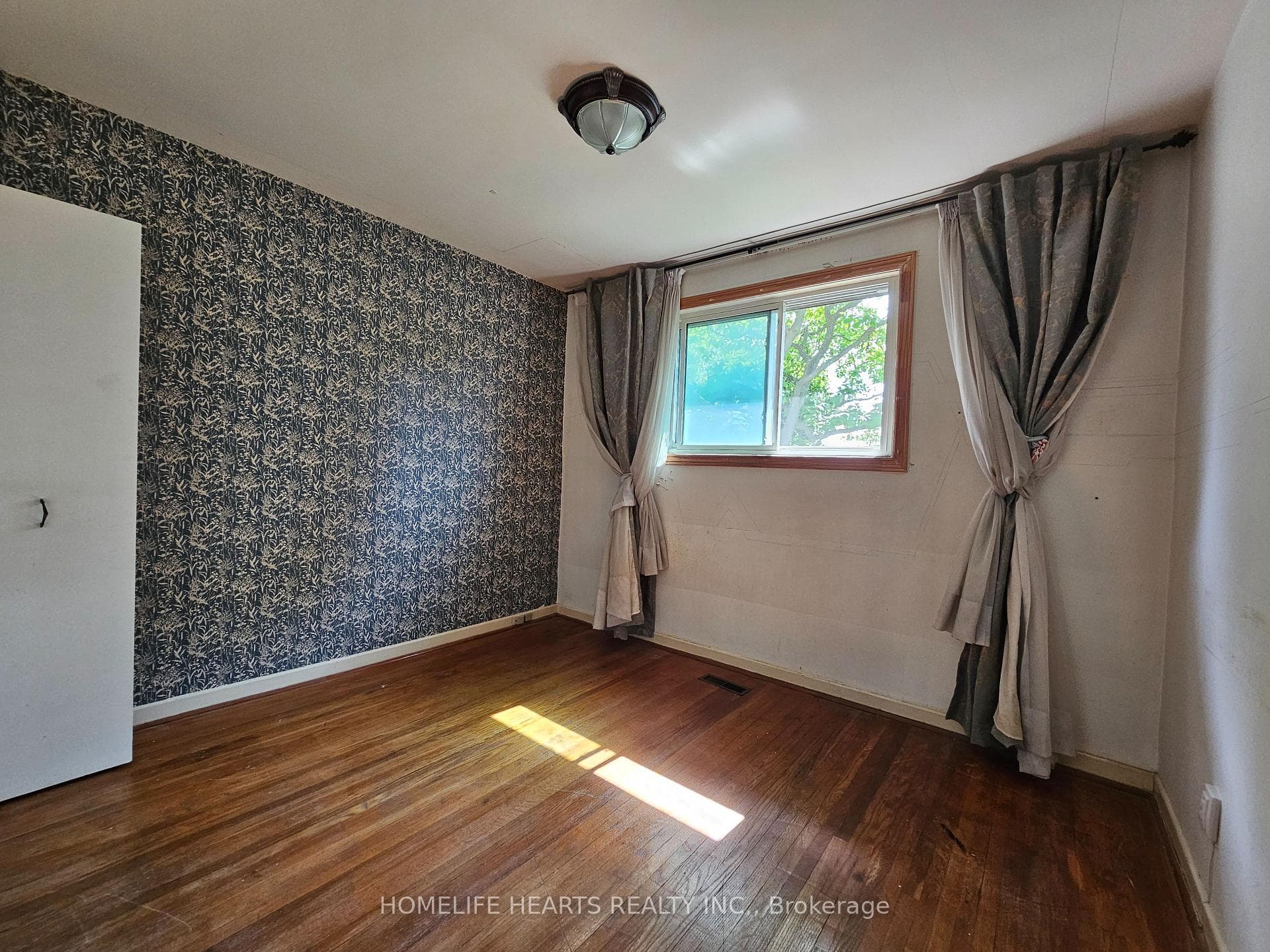 166 Pineway Boulevard photo 11