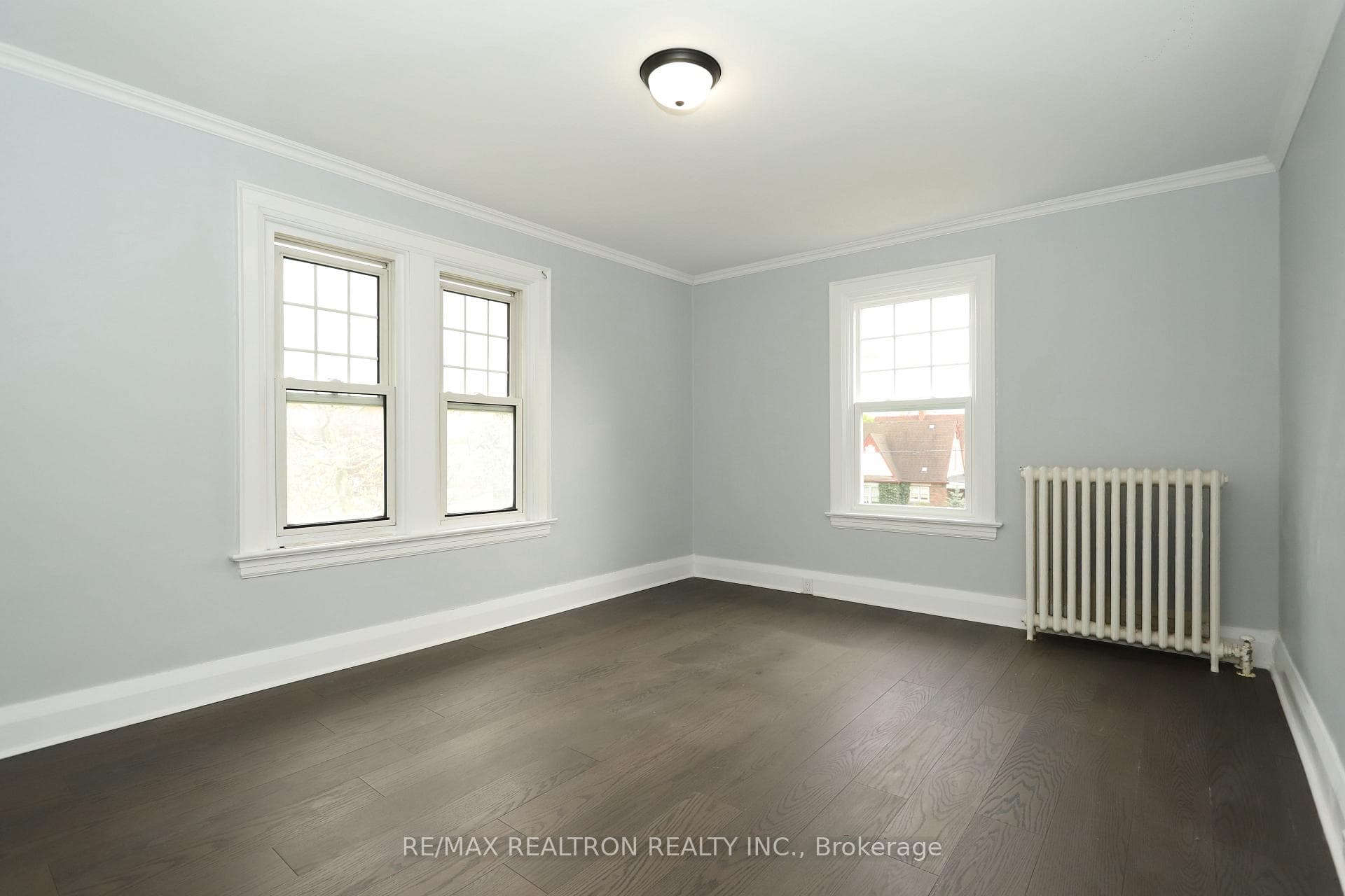494 King Street photo 36