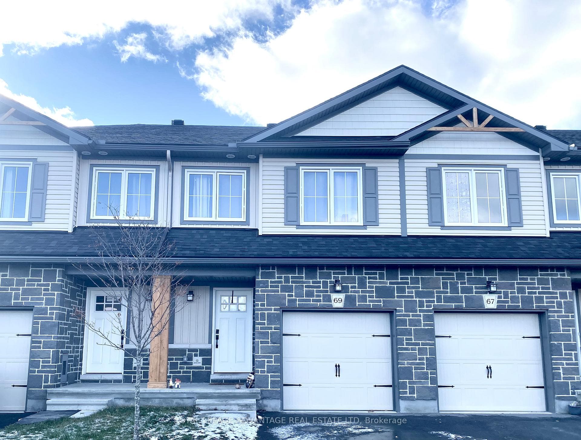 69 Whitcomb Crescent photo 1