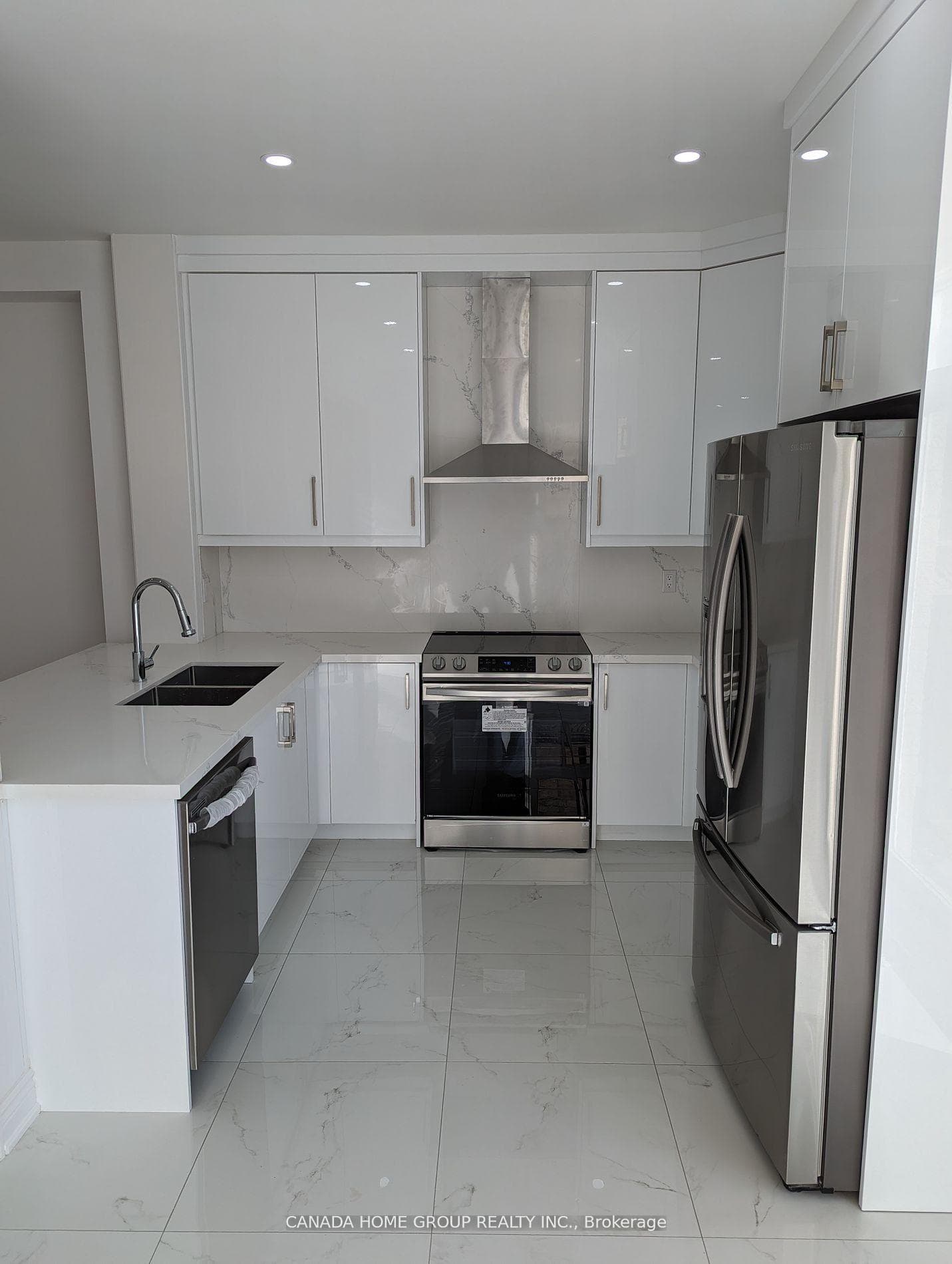 5654 Raleigh Street photo 11