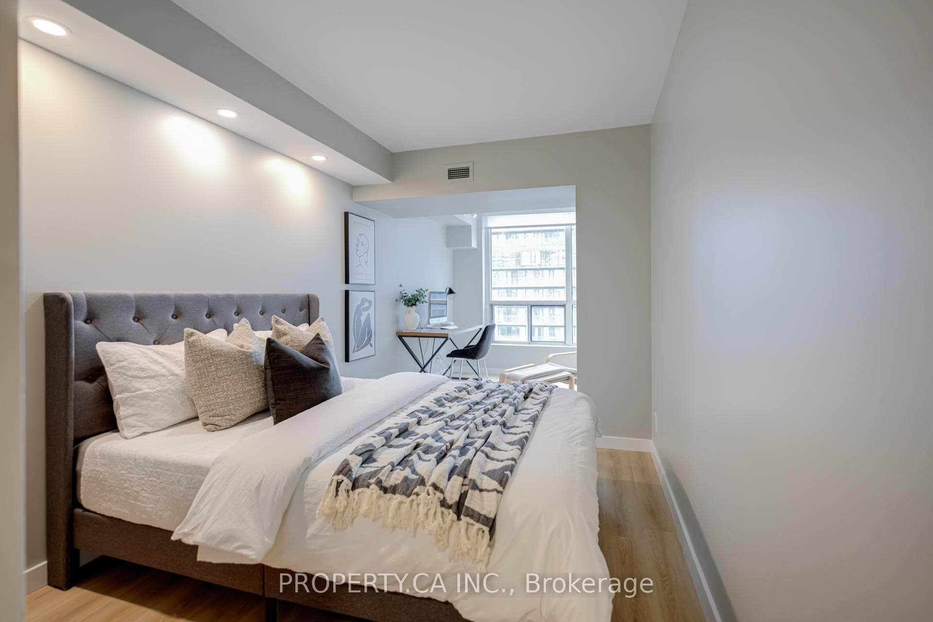 92 King Street Unit 1505 photo 12