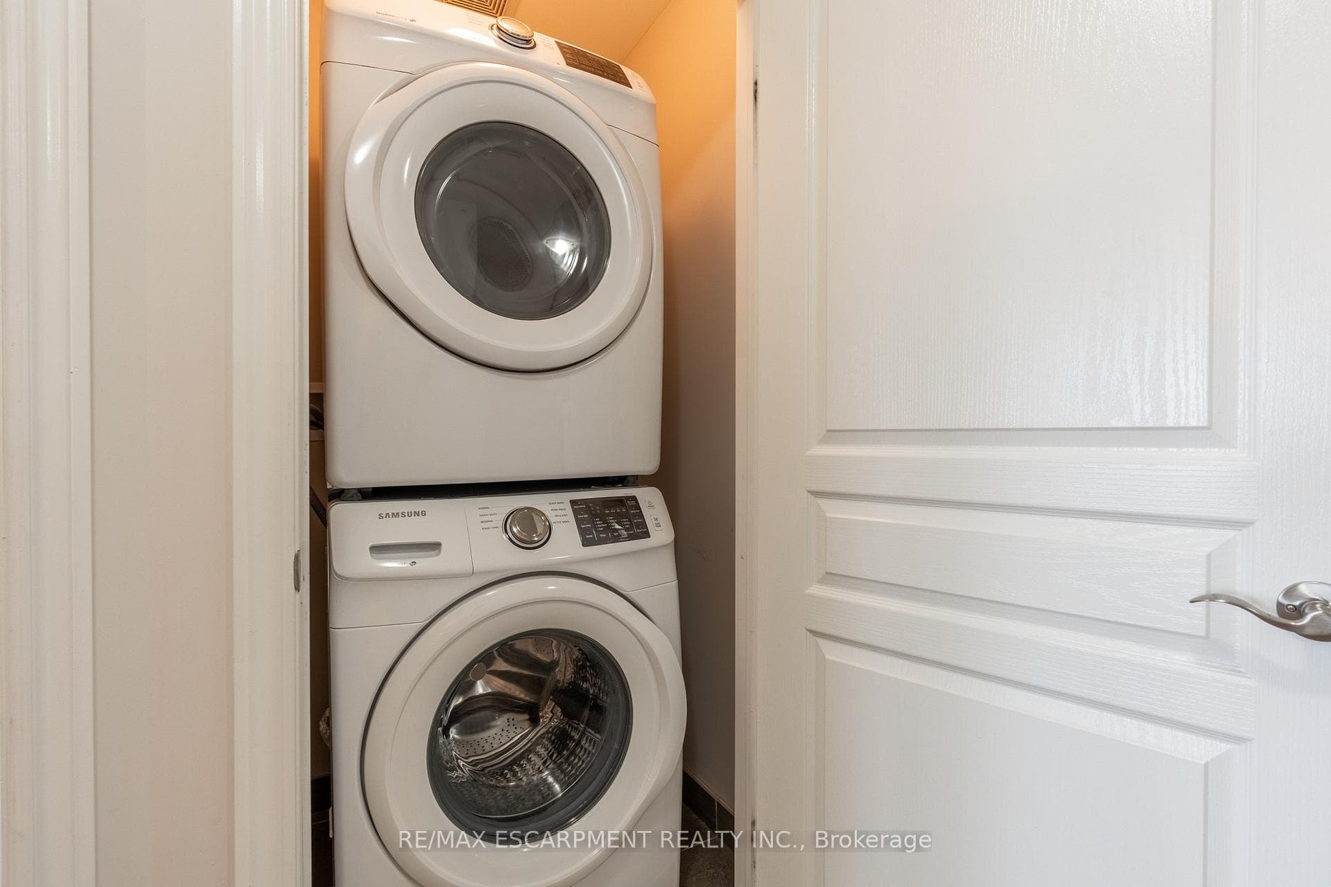 9 Ladybell Lane photo 22