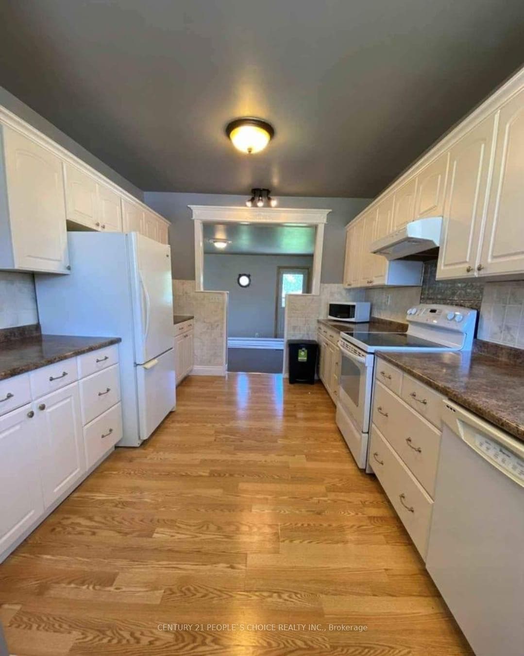 125 Franklin Avenue photo 10