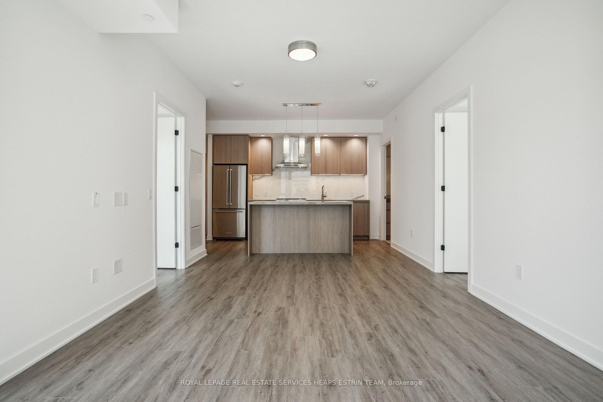 425 Wellington Street Unit 1108 photo 7