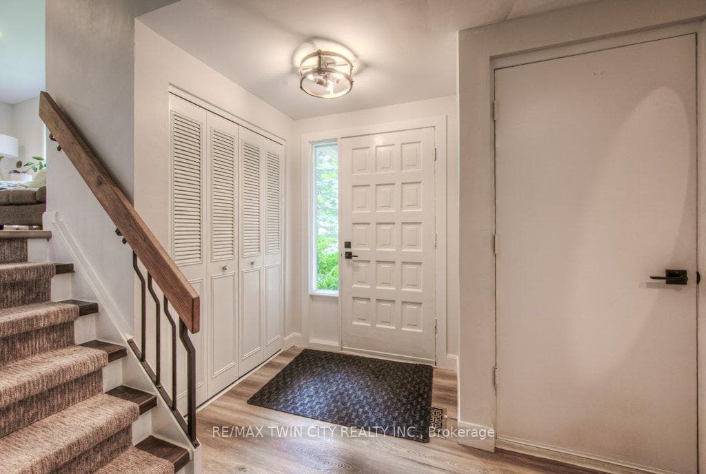 59 Blackwell Drive photo 3