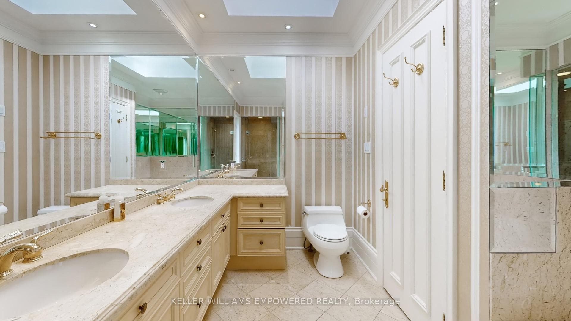 25 Glengrove Avenue photo 25