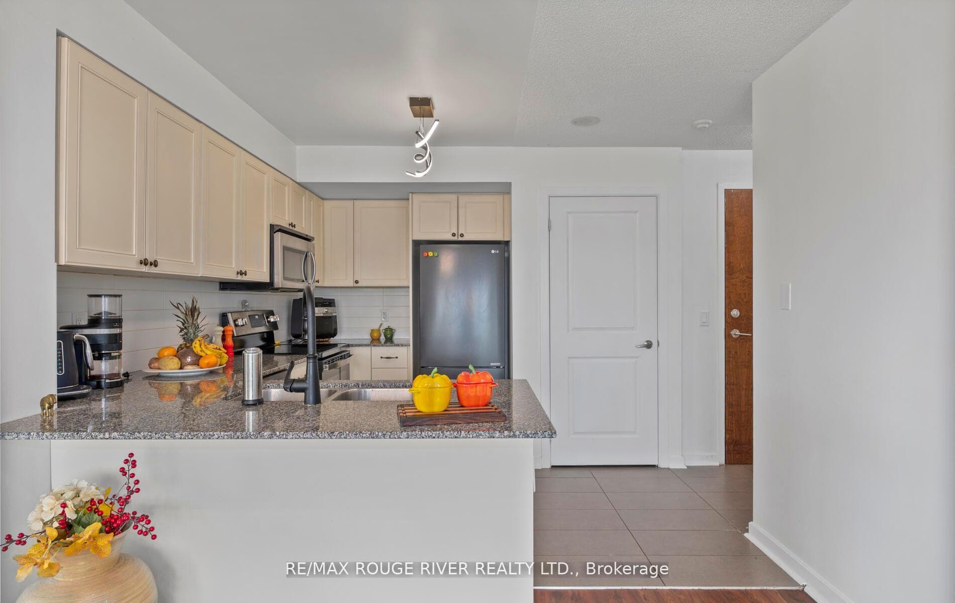 1235 Bayly Street Unit 410 photo 24