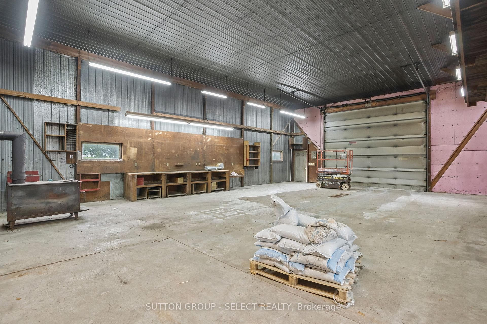 Insulated 30x50 Shop, 14ft overhead door