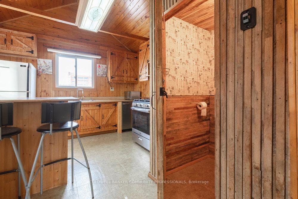 217 Gibson Avenue photo 26