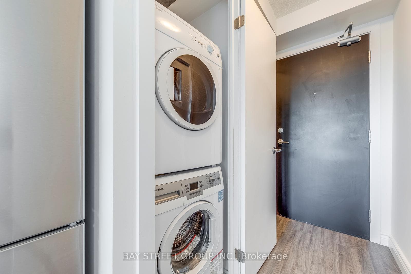87 Peter Street Unit 1305 photo 24