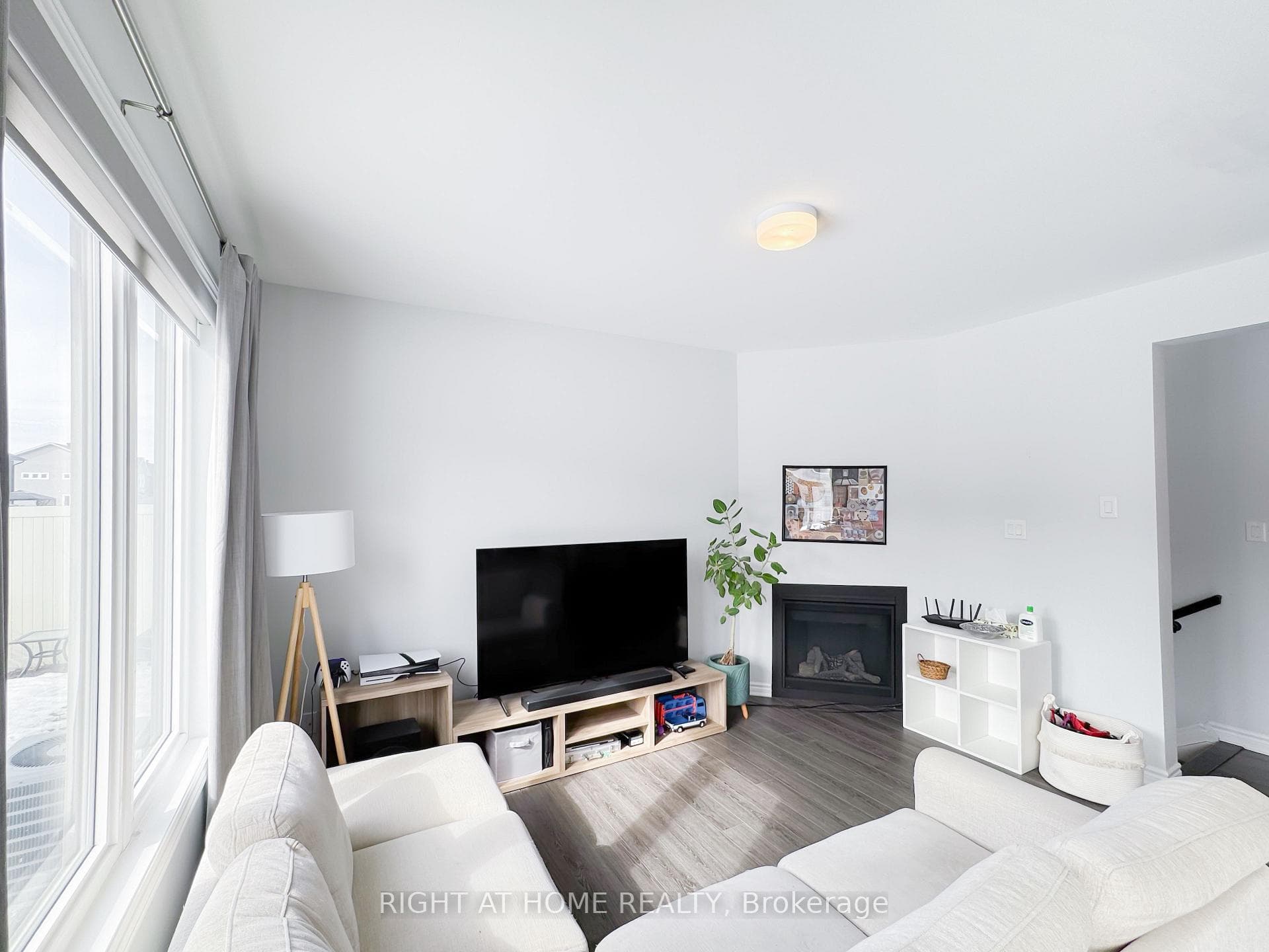 771 Brittanic Road photo 11