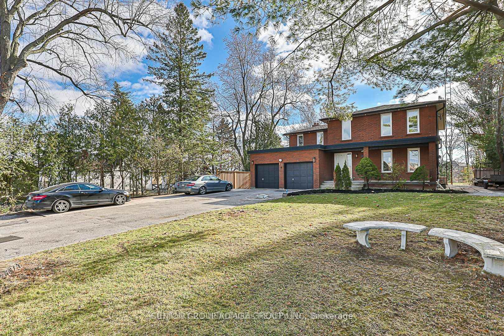 219 Harris Avenue photo 2