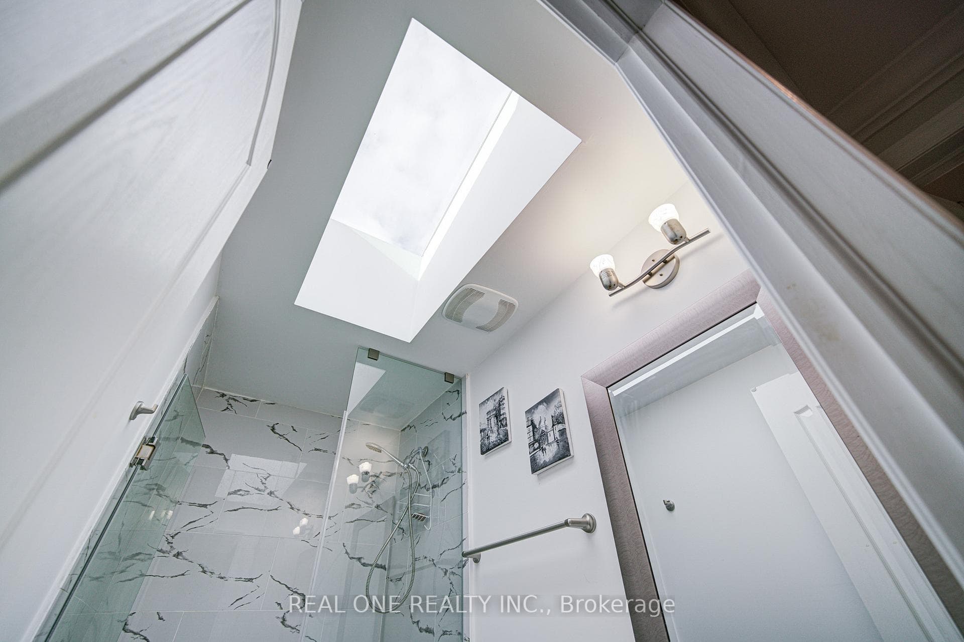 72 Highgate Drive photo 35