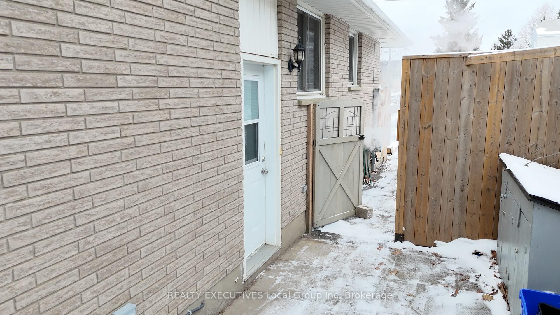794 Birchwood Road photo 15